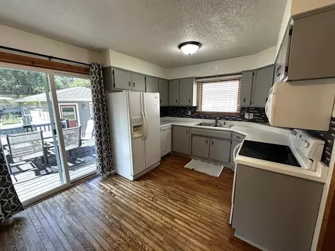 Kitchen - 1002 Poplar Ave, Marshall, MN 56258 photo 2 of 3