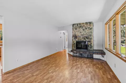 Living - 736 Lasso Ln, Eagan, MN 55123 photo 2 of 5