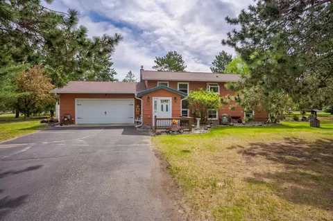 7022 Dickinson Dr NW, Bemidji, MN 56601