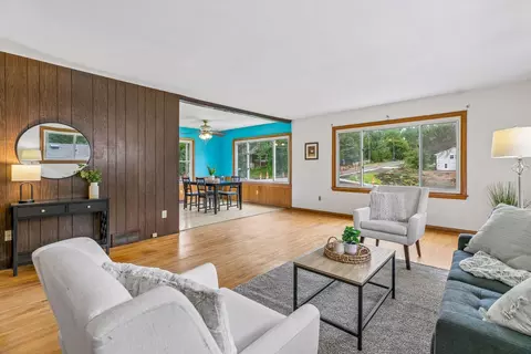 Living - 609 Mill St, Excelsior, MN 55331 photo 5 of 6