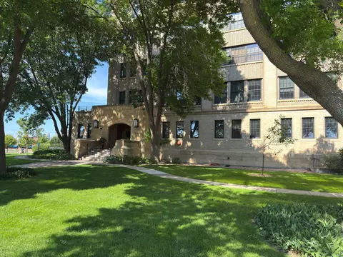 730 Stinson Blvd #407, Minneapolis, MN 55413