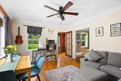 Living - 3331 Vernon St, Duluth, MN 55806 photo 1 of 3