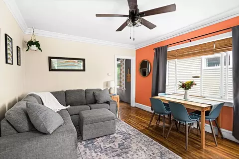Living - 3331 Vernon St, Duluth, MN 55806 photo 2 of 3