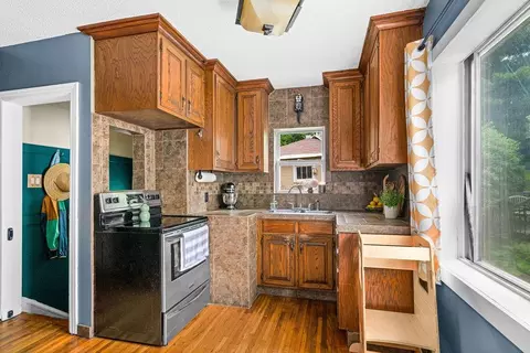 Kitchen - 3331 Vernon St, Duluth, MN 55806 photo 1 of 3