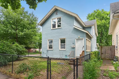 568 Western Ave N, Saint Paul, MN 55103