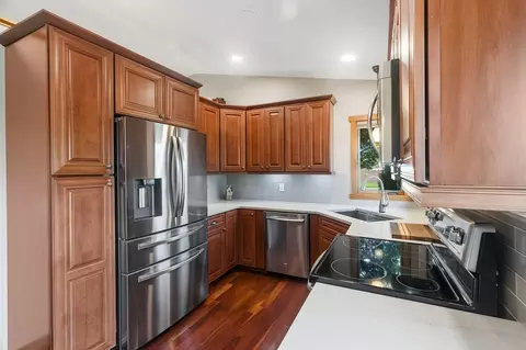 Kitchen - 4240 159th Ct W, Rosemount, MN 55068 photo 2 of 3