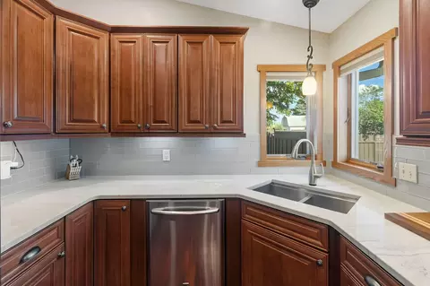 Kitchen - 4240 159th Ct W, Rosemount, MN 55068 photo 3 of 3