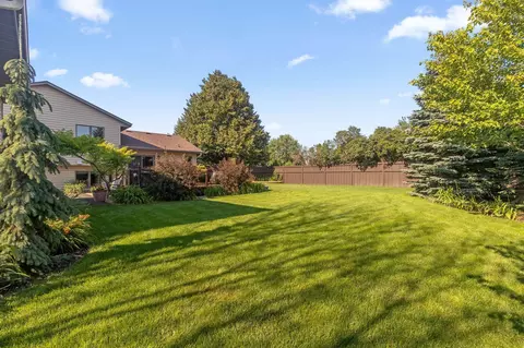 Exterior - 4240 159th Ct W, Rosemount, MN 55068 photo 9 of 10