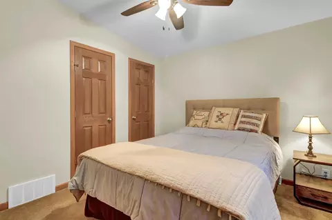 Bedroom - 5042 White Gables Rd, Brainerd, MN 56401 photo 1 of 6