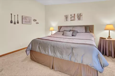 Bedroom - 5042 White Gables Rd, Brainerd, MN 56401 photo 5 of 6