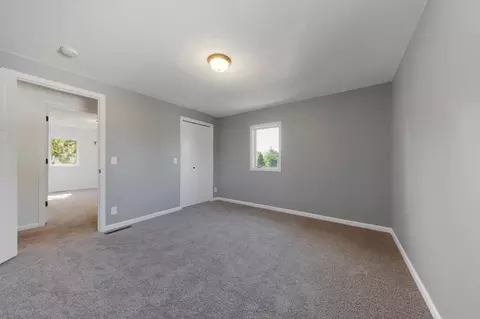 Bedroom - 108 1st Ave NW, Mapleton, MN 56065 photo 5 of 10