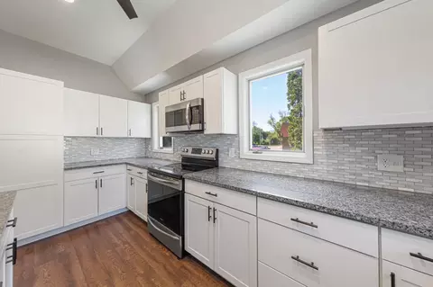 Kitchen - 108 1st Ave NW, Mapleton, MN 56065 photo 5 of 5