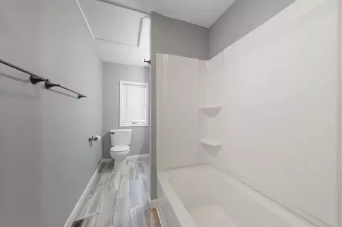 Bath - 108 1st Ave NW, Mapleton, MN 56065 photo 1 of 2