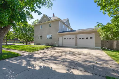Exterior - 108 1st Ave NW, Mapleton, MN 56065 photo 3 of 3