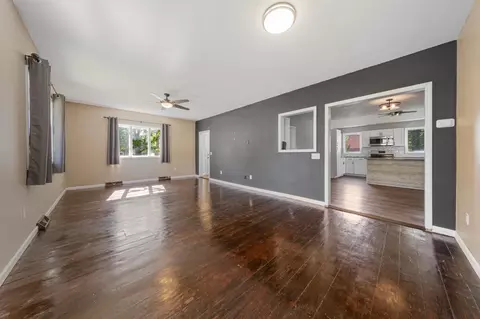Living - 108 1st Ave NW, Mapleton, MN 56065 photo 3 of 4