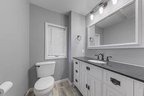 Bath - 108 1st Ave NW, Mapleton, MN 56065 photo 2 of 2