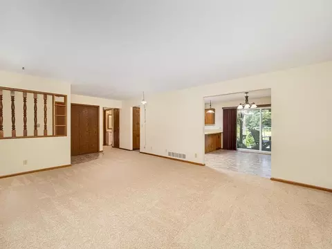 Living - 5890 Henry St, Maple Plain, MN 55359 photo 4 of 4