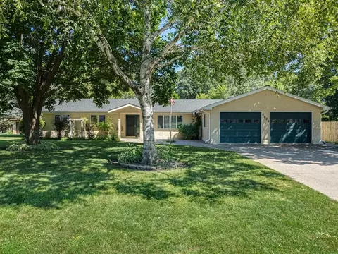 Exterior - 5890 Henry St, Maple Plain, MN 55359 photo 7 of 7