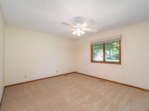 Bedroom - 5890 Henry St, Maple Plain, MN 55359 photo 3 of 4