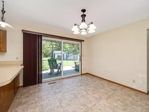 Dining - 5890 Henry St, Maple Plain, MN 55359 photo 1 of 1
