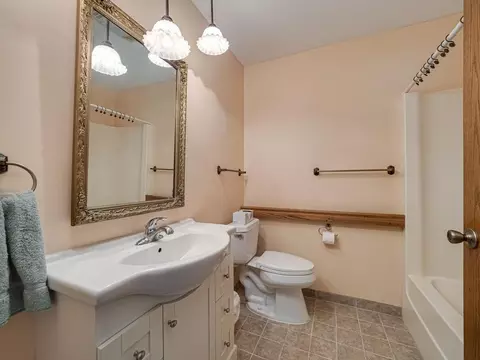 Bath - 5890 Henry St, Maple Plain, MN 55359 photo 1 of 2
