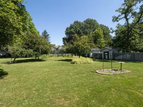 Exterior - 5890 Henry St, Maple Plain, MN 55359 photo 3 of 7