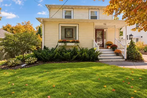 722 7th St SW, Rochester, MN 55902