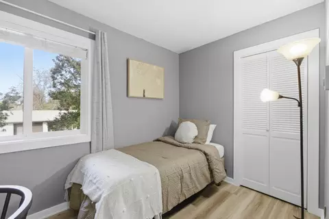Bedroom - 23017 60th Ave, Saint Augusta, MN 56301 photo 6 of 8