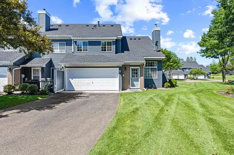 1755 Donegal Dr #4, Woodbury, MN 55125
