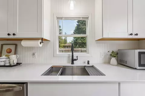 Kitchen - 10035 3rd Ave S, Bloomington, MN 55420 photo 4 of 5