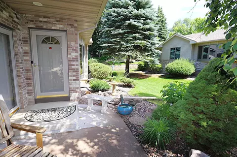 829 Autumn Way, Stillwater, MN 55082