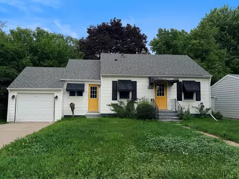 6716 Cedar Lake Rd S, Saint Louis Park, MN 55426