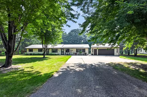 3509 W Lake Jessie Dr SE, Alexandria, MN 56308