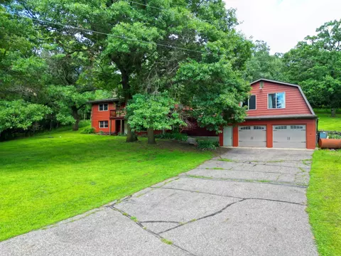 20631 County Road 9 NE, New London, MN 56273