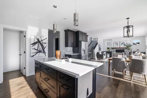 235 Lori Ln, Delano, MN 55328