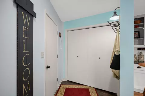 Entry Way - 5410 Three Points Blvd #436, Mound, MN 55364 photo 1 of 2