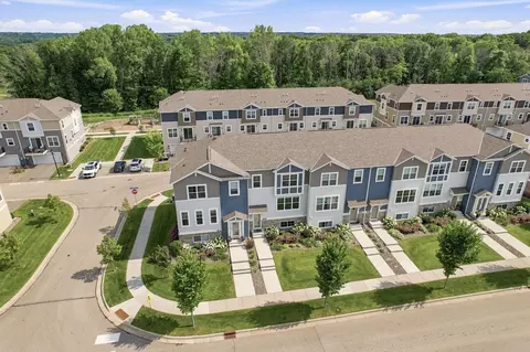 View/Area - 6924 Huckleberry Dr, Excelsior, MN 55331 photo 1 of 9