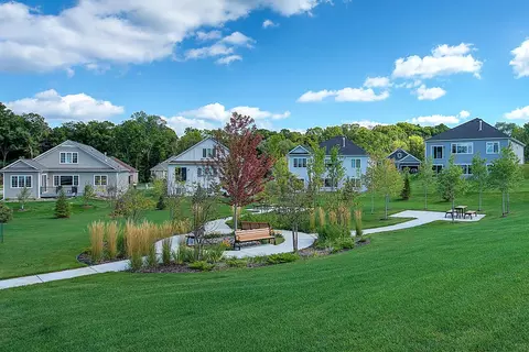 View/Area - 6924 Huckleberry Dr, Excelsior, MN 55331 photo 5 of 9