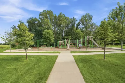 View/Area - 6924 Huckleberry Dr, Excelsior, MN 55331 photo 7 of 9