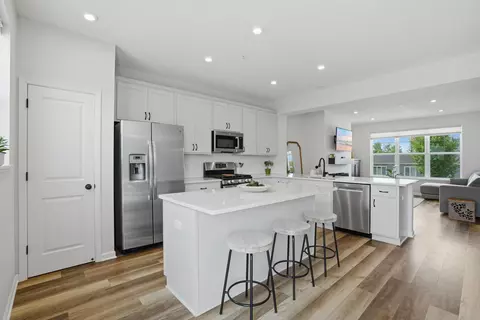 Kitchen - 6924 Huckleberry Dr, Excelsior, MN 55331 photo 2 of 2