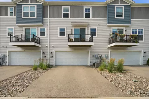 Exterior - 6924 Huckleberry Dr, Excelsior, MN 55331 photo 2 of 6