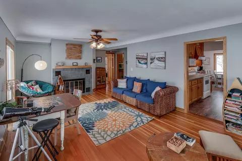 Living - 15307 Pine Shores Rd, Brainerd, MN 56401 photo 3 of 4
