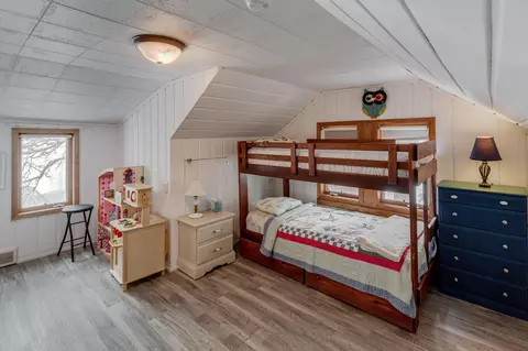 Bedroom - 15307 Pine Shores Rd, Brainerd, MN 56401 photo 2 of 9