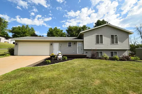 Exterior - 374 Cherry St W, Mazeppa, MN 55956 photo 3 of 13