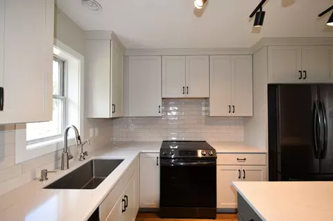 Kitchen - 374 Cherry St W, Mazeppa, MN 55956 photo 3 of 5