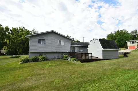 Exterior - 374 Cherry St W, Mazeppa, MN 55956 photo 11 of 13