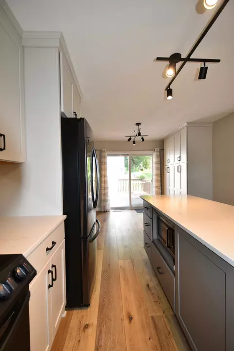 Kitchen - 374 Cherry St W, Mazeppa, MN 55956 photo 4 of 5