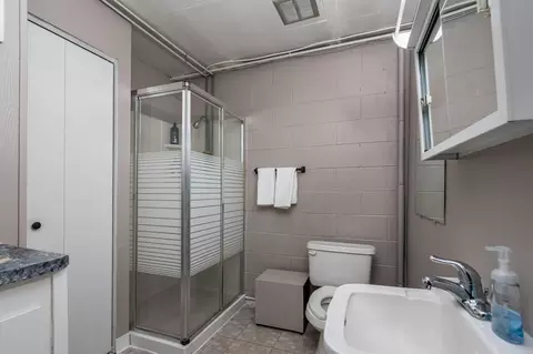 Bath - 712 Pine St, Nicollet, MN 56074 photo 1 of 2