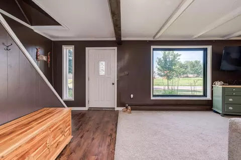 Entry Way - 712 Pine St, Nicollet, MN 56074 photo 1 of 2