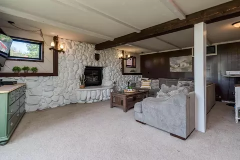Living - 712 Pine St, Nicollet, MN 56074 photo 1 of 7